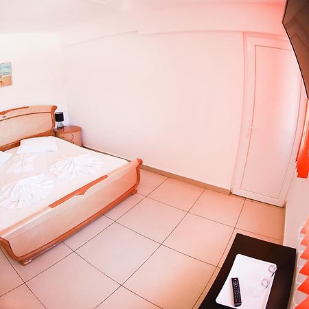 Hotel Proton K3 Нептун Экстерьер фото