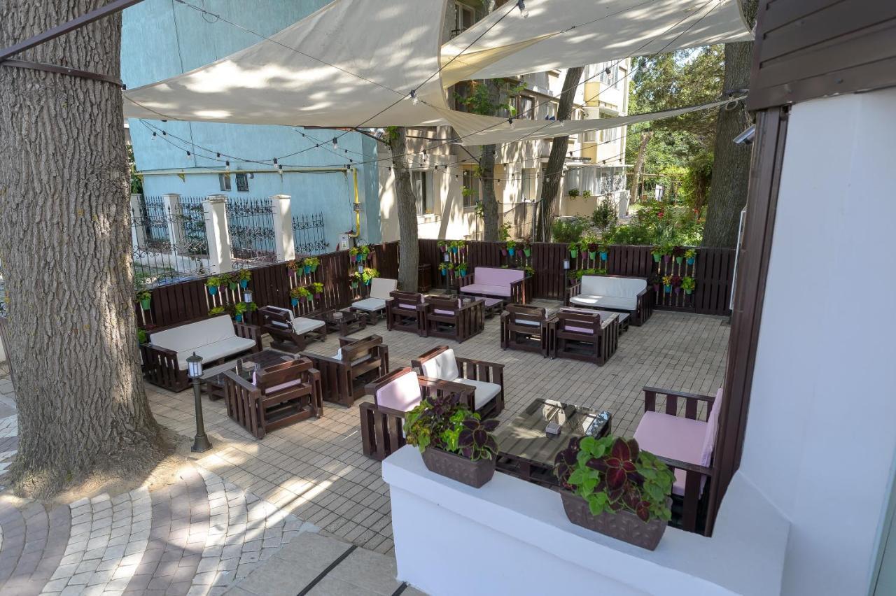 Hotel Proton K3 Нептун Экстерьер фото